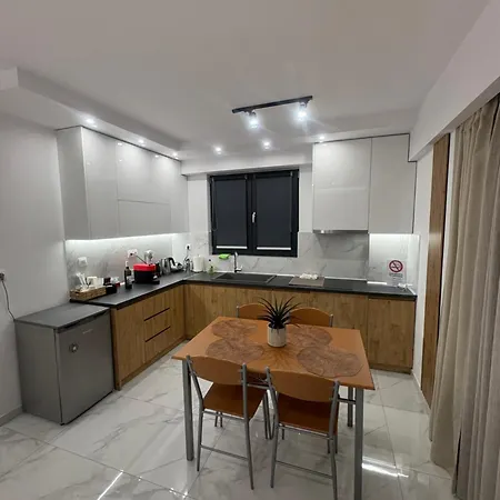 Project Georgiadi #1 - Modern In Peaceful Neighborhood - 15 Mins From Loutra Pozar Apartamento